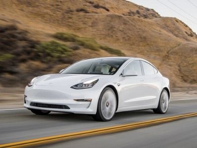 Tesla plug in hybrid discount